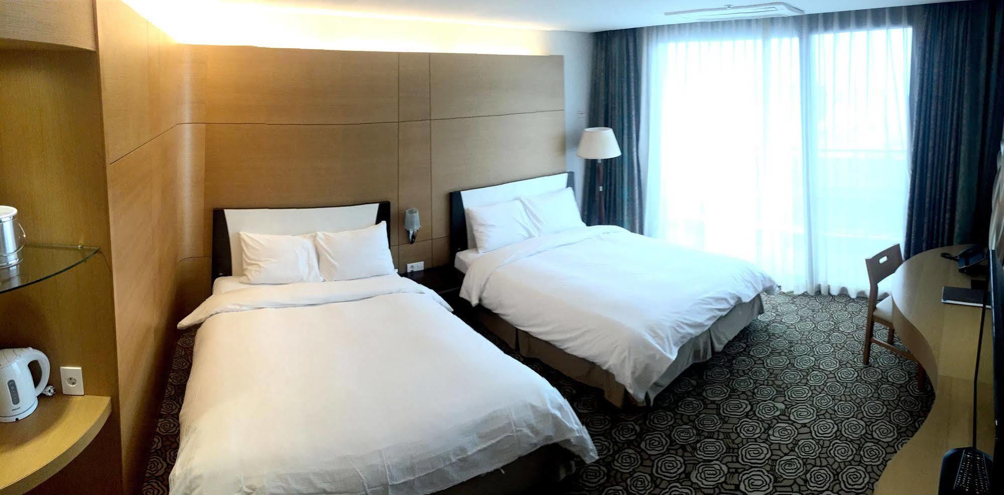 Yeoju Sun Valley Hotel מראה חיצוני תמונה