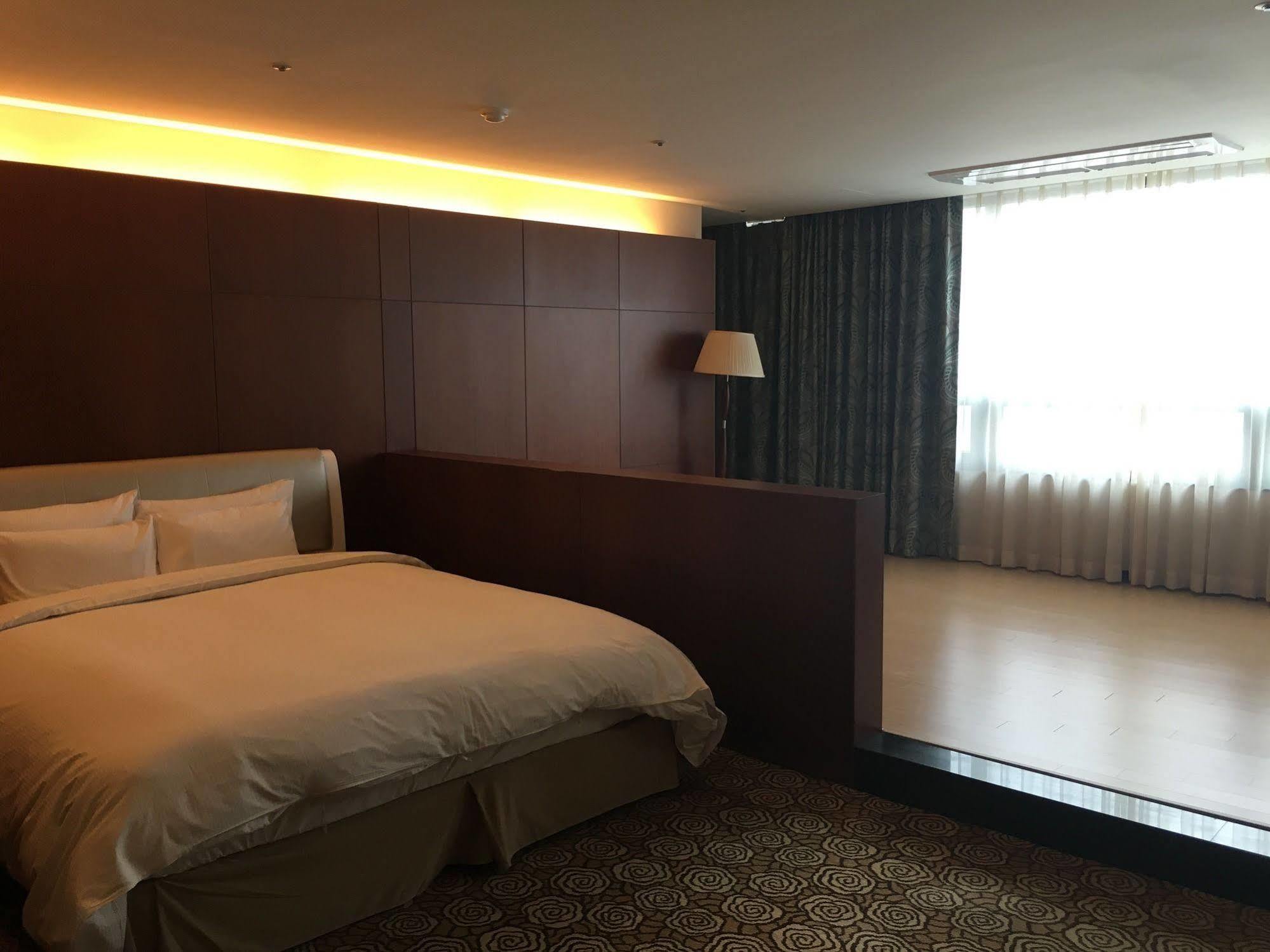 Yeoju Sun Valley Hotel מראה חיצוני תמונה