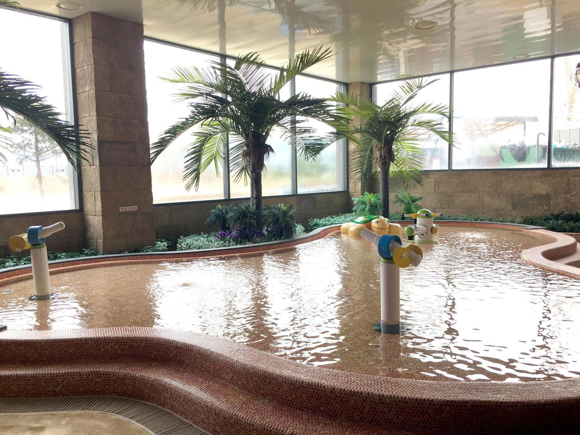 Yeoju Sun Valley Hotel מראה חיצוני תמונה