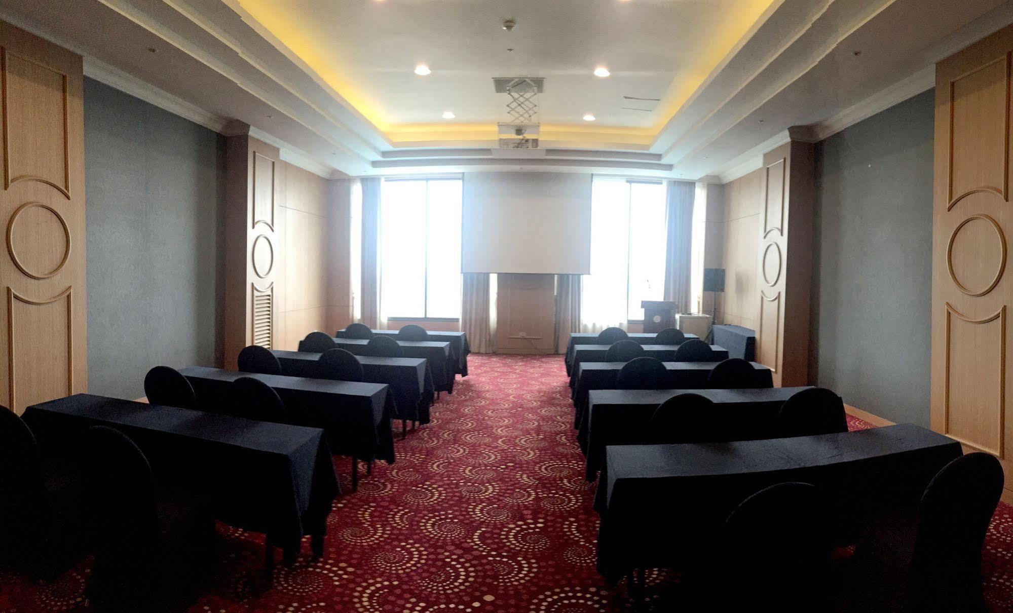 Yeoju Sun Valley Hotel מראה חיצוני תמונה