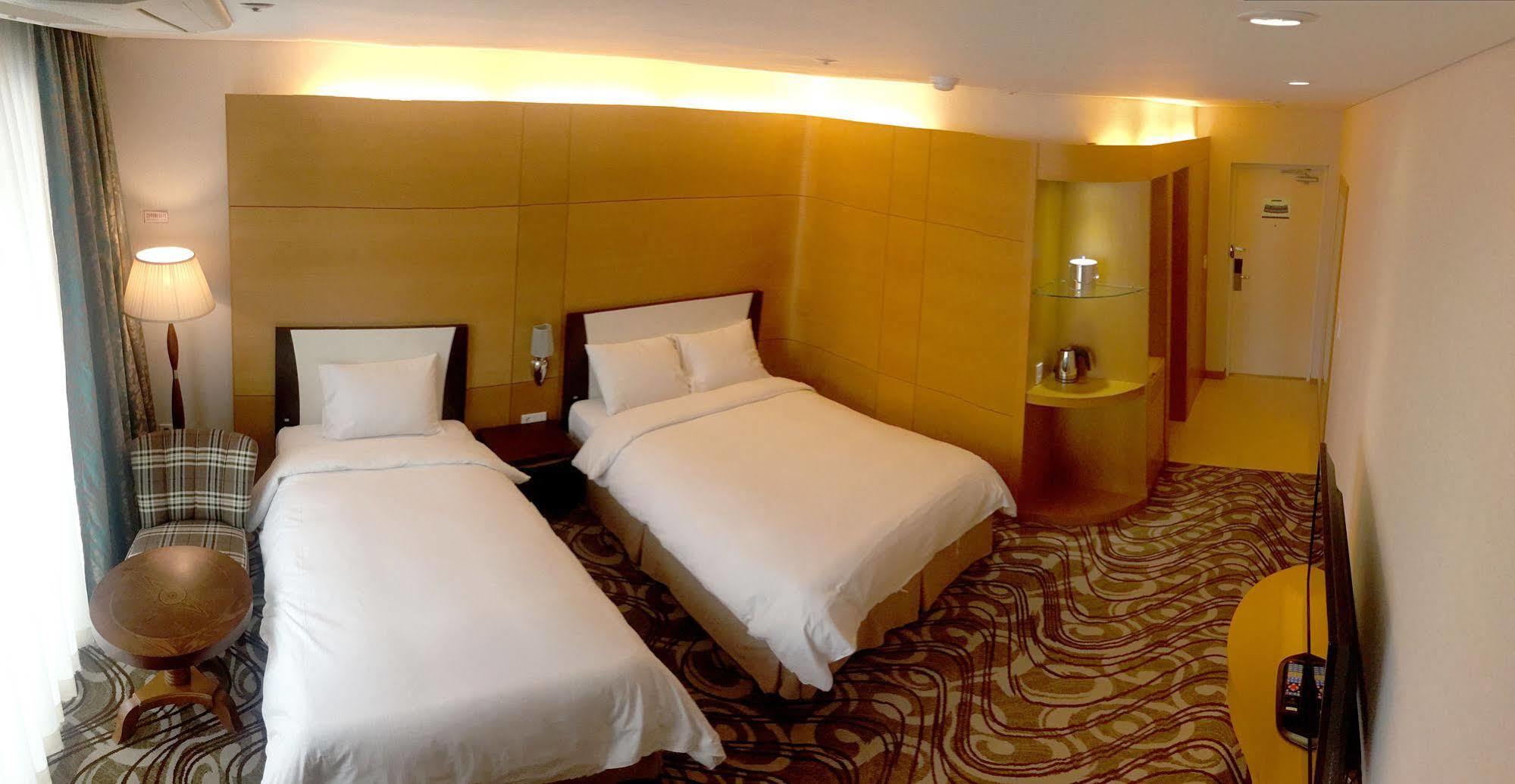 Yeoju Sun Valley Hotel מראה חיצוני תמונה