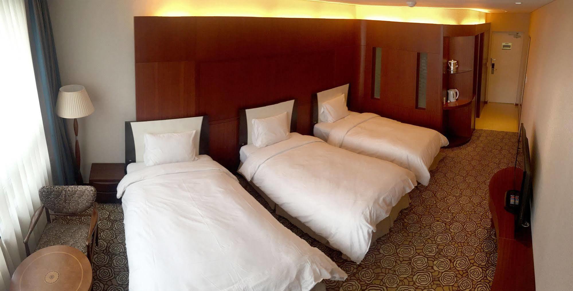 Yeoju Sun Valley Hotel מראה חיצוני תמונה