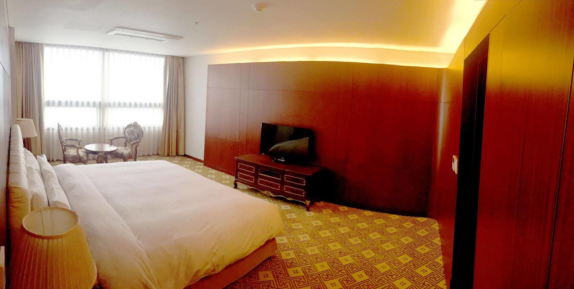 Yeoju Sun Valley Hotel מראה חיצוני תמונה