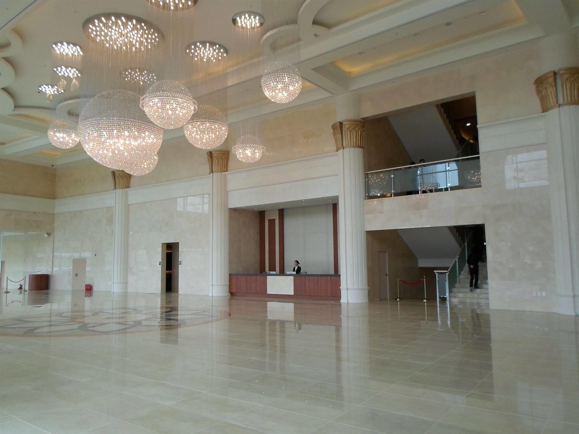 Yeoju Sun Valley Hotel מראה חיצוני תמונה