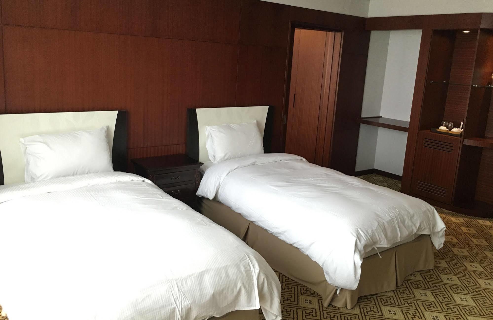 Yeoju Sun Valley Hotel מראה חיצוני תמונה